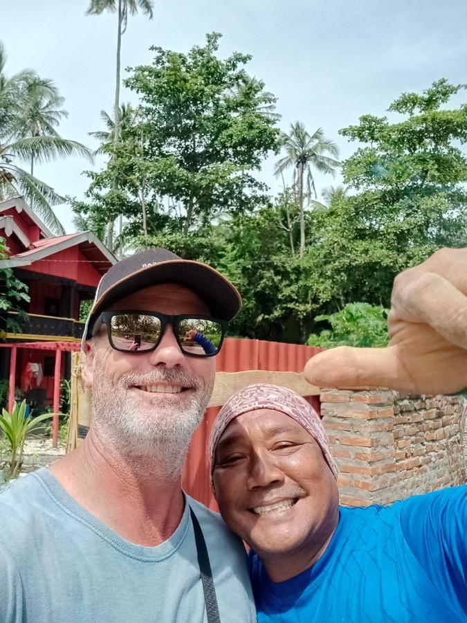 Rumah Nalu Surf Camp Krui Esterno foto